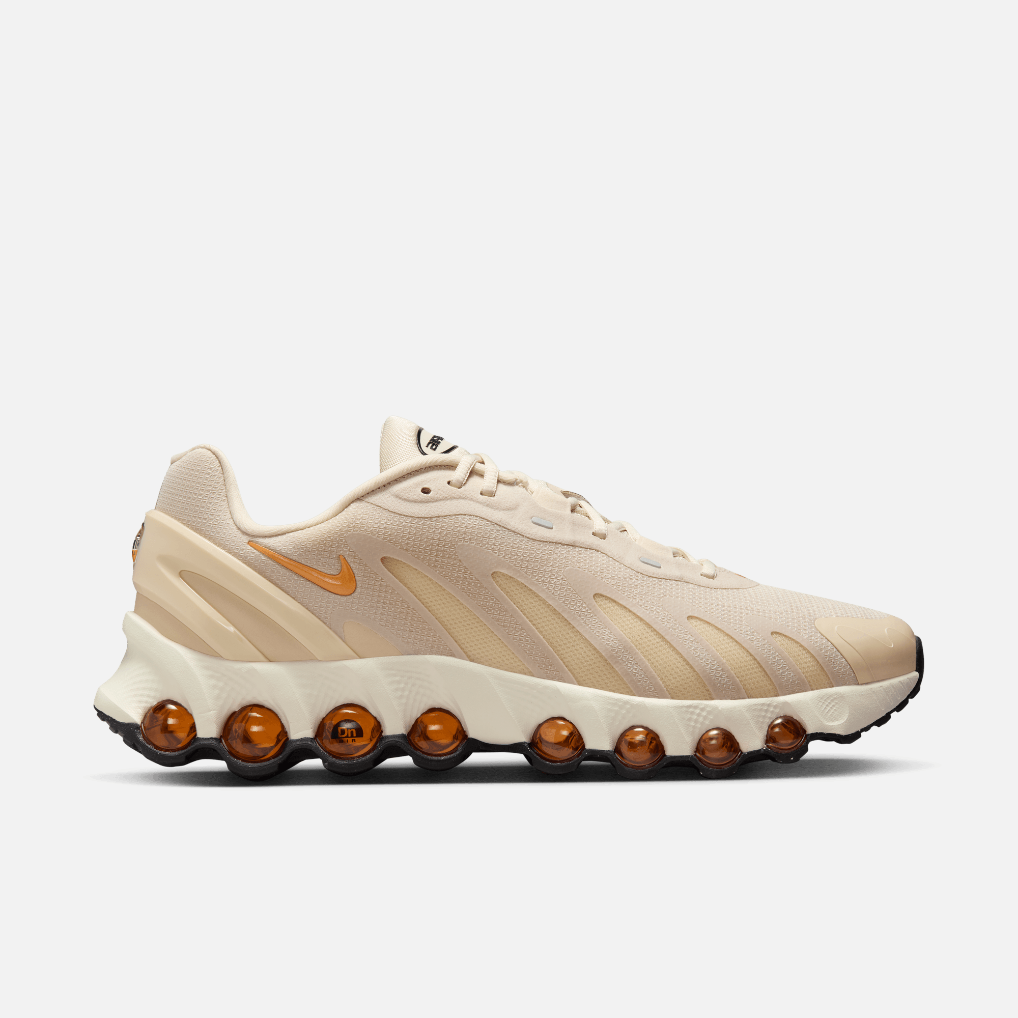 Nike Air Max DN8 Light Khaki