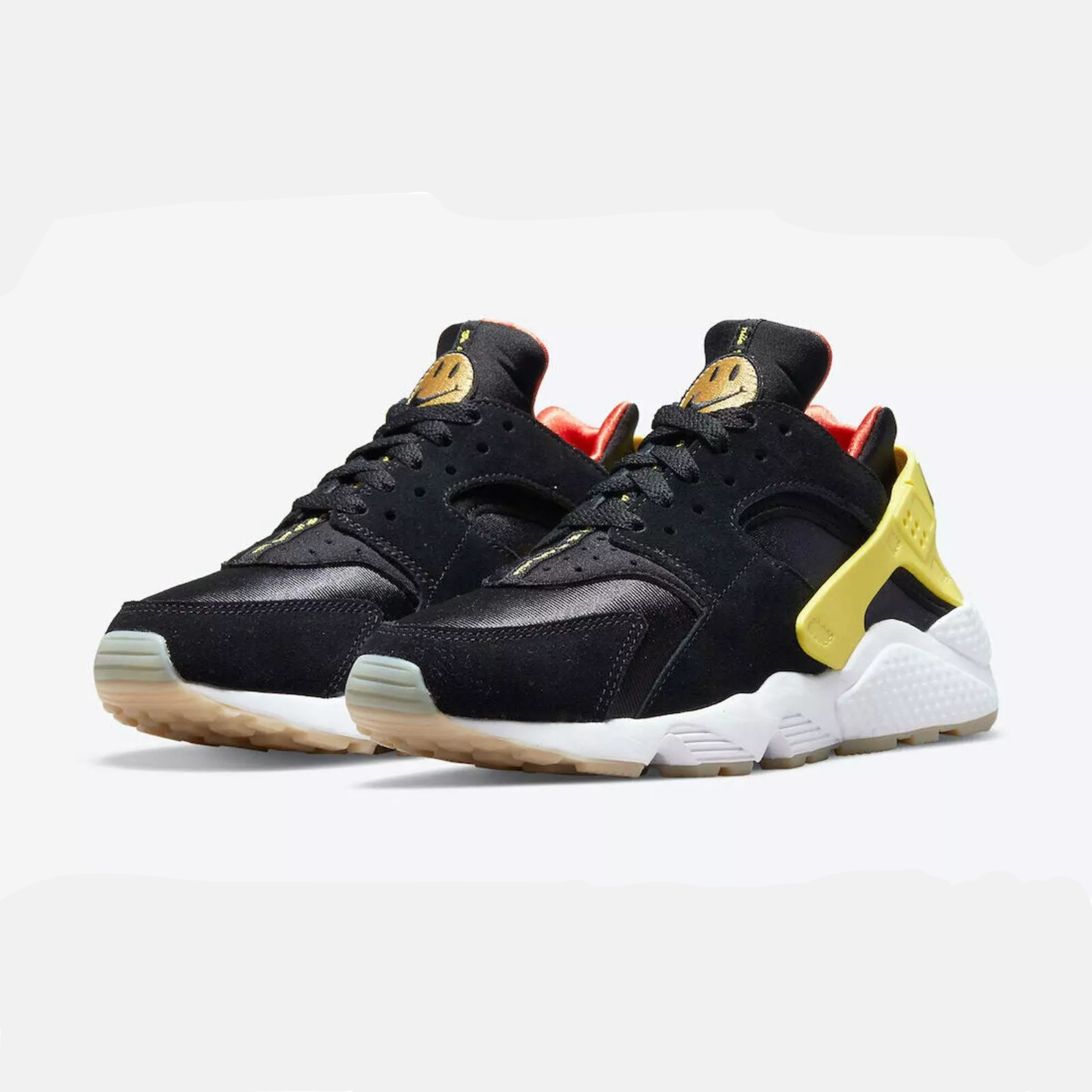 Nike Women's Air Huarache 'Go The Extra Mile'
